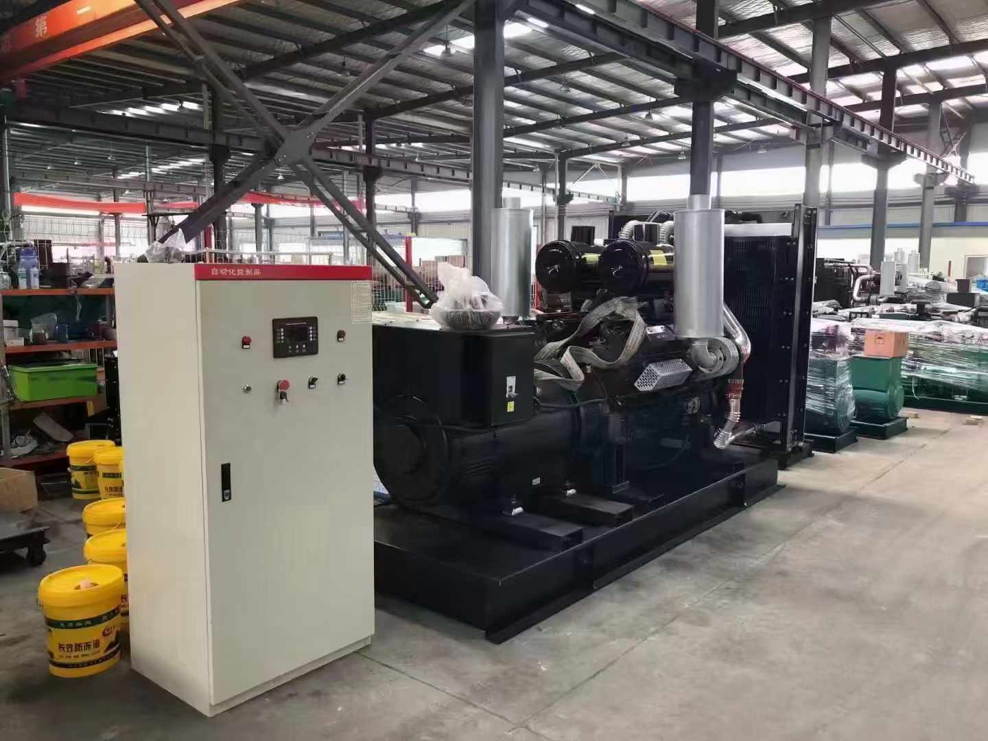 花都柴油发电机运行时的噪音和振动水平如何?